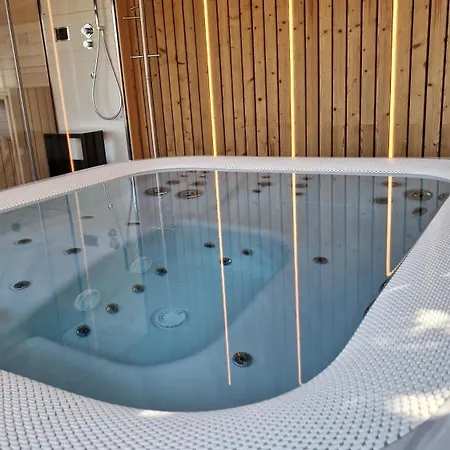 Dom wakacyjny La Lanterne Location Nature Vosges Avec Spa, Jacuzzi, Vue Montagne, 6 Pers