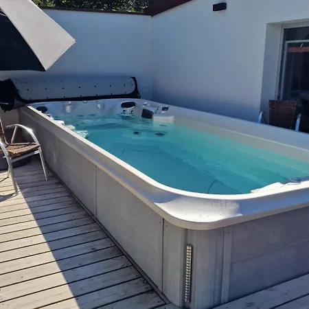 Dom wakacyjny La Lanterne Location Nature Vosges Avec Spa, Jacuzzi, Vue Montagne, 6 Pers Laveline-du-Houx